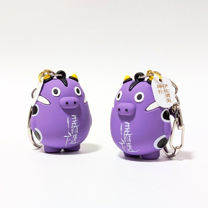 たちべこ御守」のご紹介。 初穂料 1,500円 会津伝統の民芸品「赤べこ