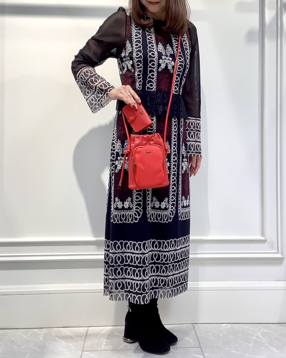 ヴィヴィアンタム (@viviennetam_jp) / Posts / X