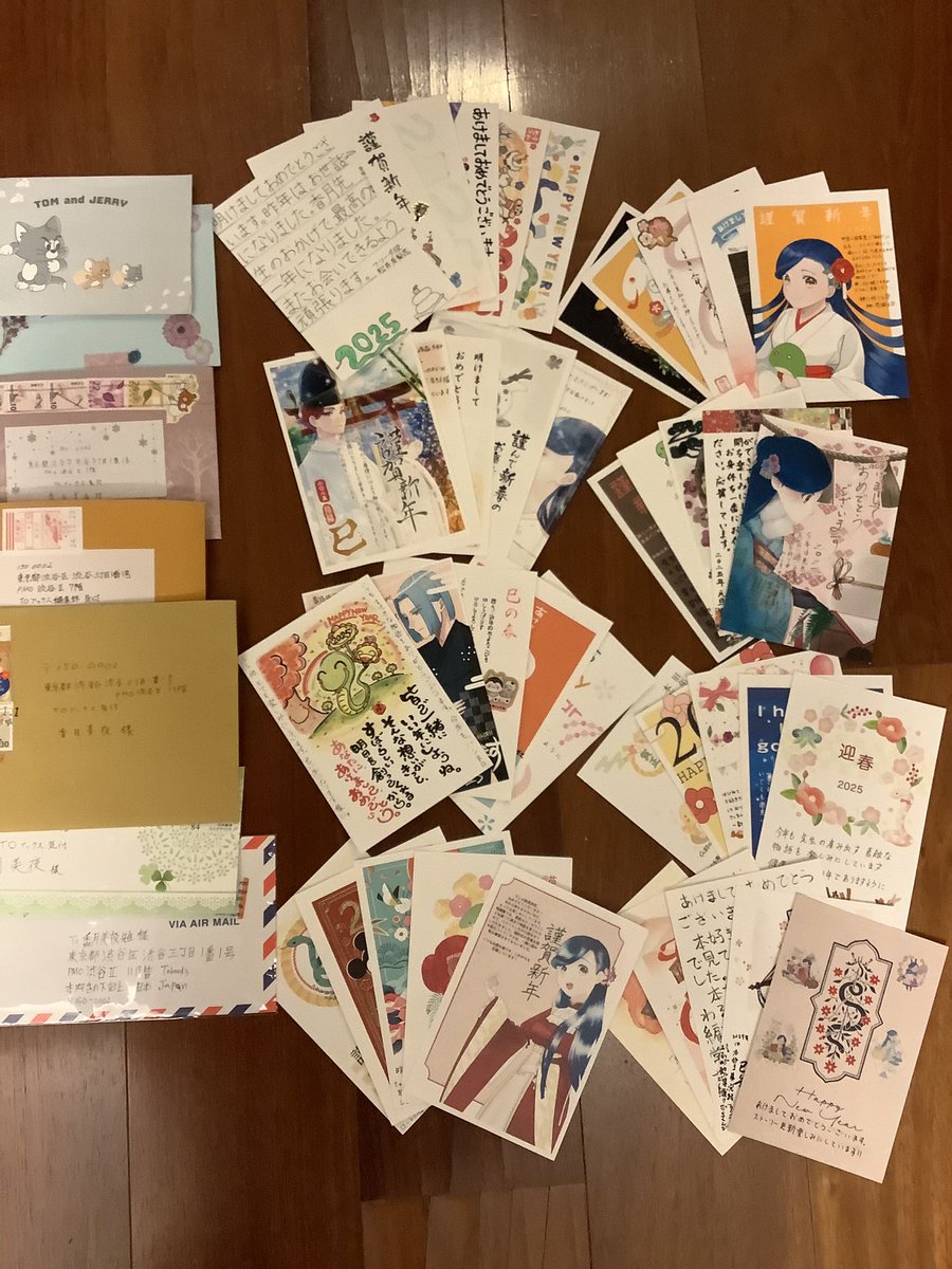 本日TOブックスから年賀状＆ファンレター＆プレゼントが届きました