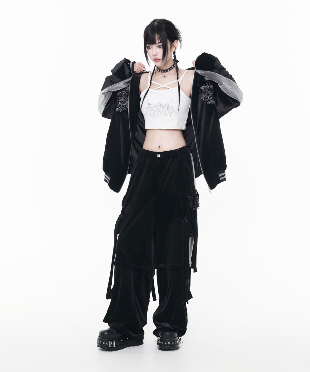 👁‍🗨REFLEM(レフレム) 再入荷 ドラゴン刺繍ベロアスカジャン ¥19,580