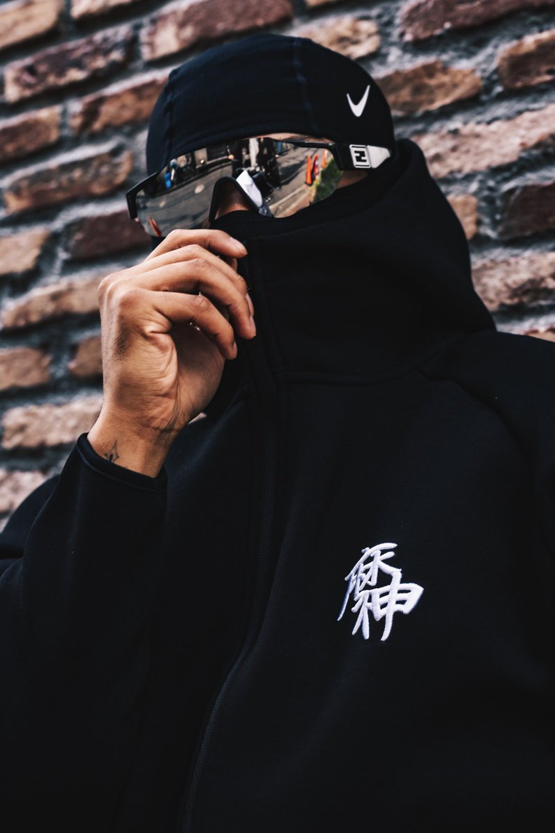 明日 4/20 AM 10:00 ONLINE 🌐 アサシンジーンズ 