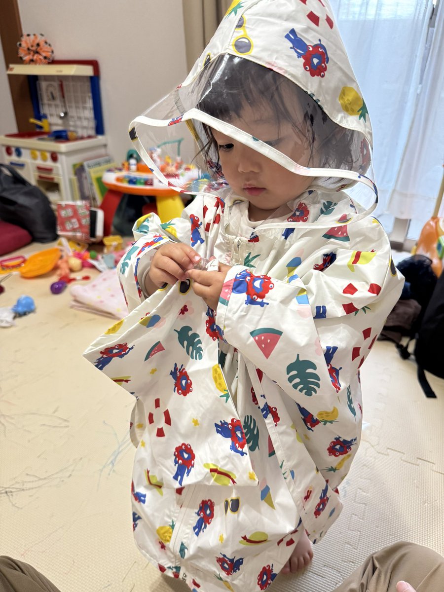 大阪万博行ってきました！ 娘には「ミャクミャクのレインポンチョ」を