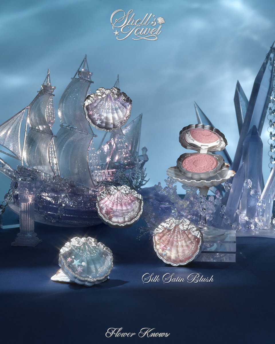 貝殻の中に時間が止まり🐚 真珠は海の底に忘れられた宝物🌊 砂を歩き