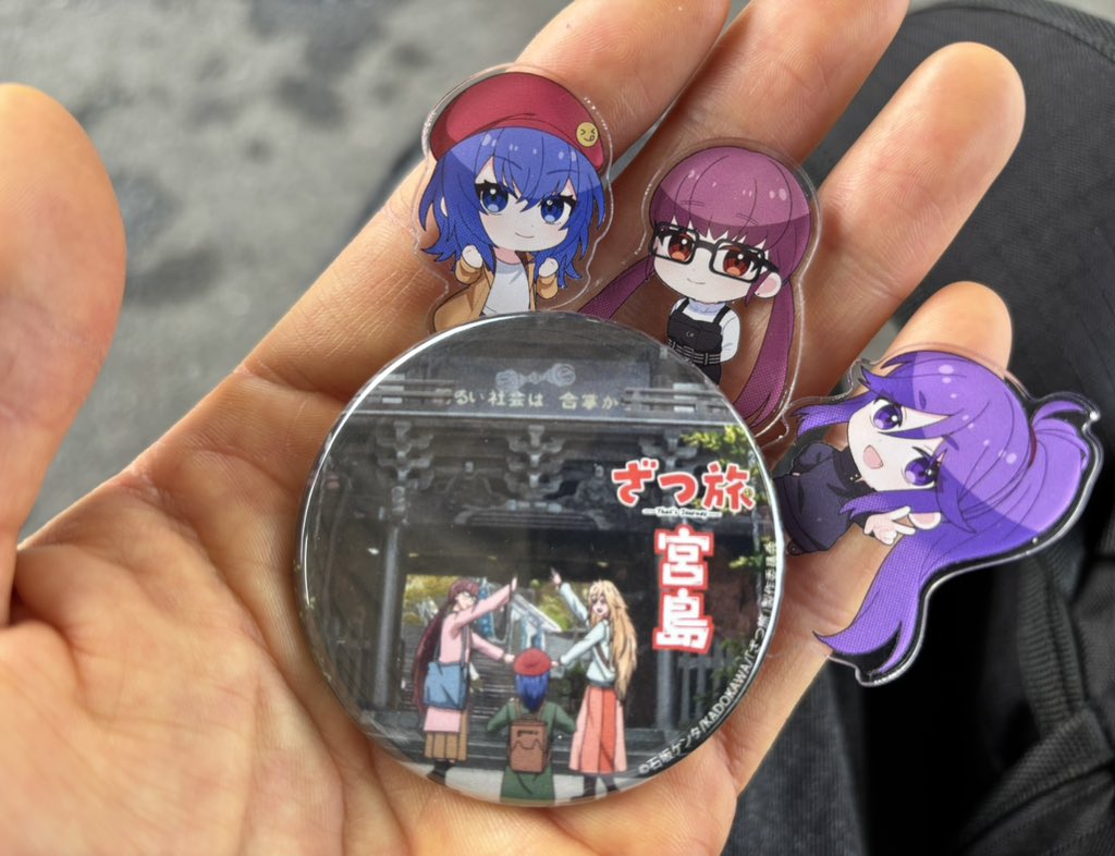 ざつ旅 缶バッジ 宮島 アニメ 2025-2026】テレビアニメ「ざつ旅」放送