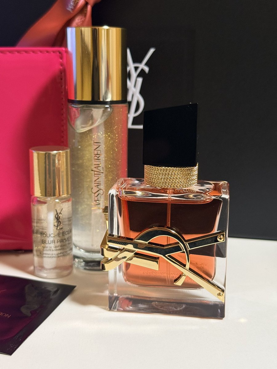 YSL リブレ オーデパルファム ベリークラッシュ 30ml YSL【ベリー