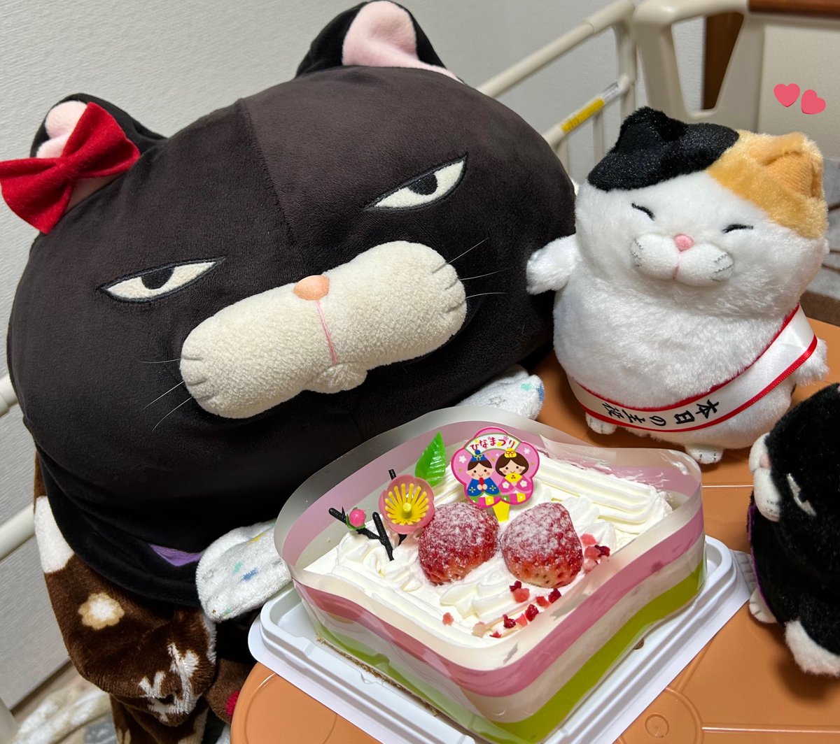 mi93782742 ゴロニャン「momさん、こんばんにゃ♡ฅ(^ω^ฅ) にゃんにゃん