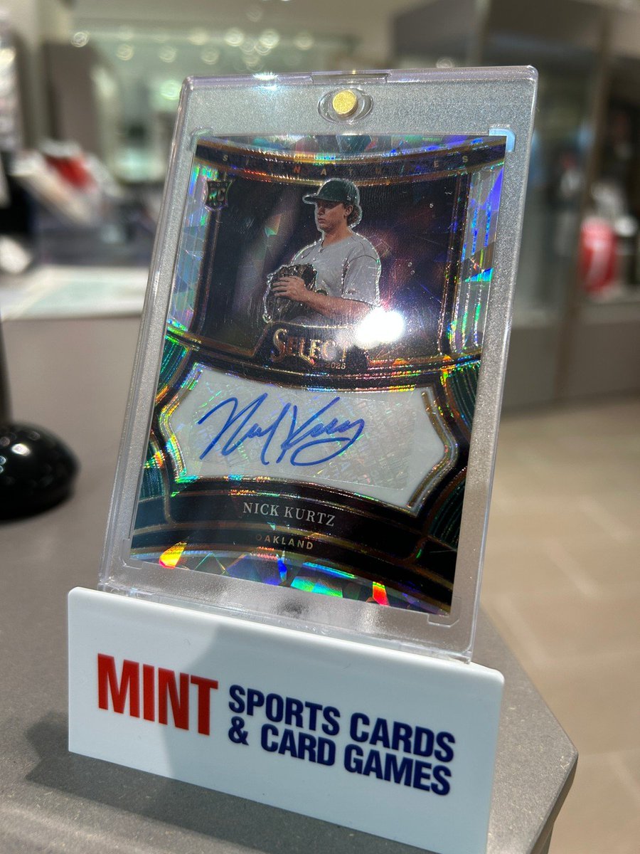 お客様の店内開封にて 2025 PANINI SELECT BASEBALL MEGA BOXより ア