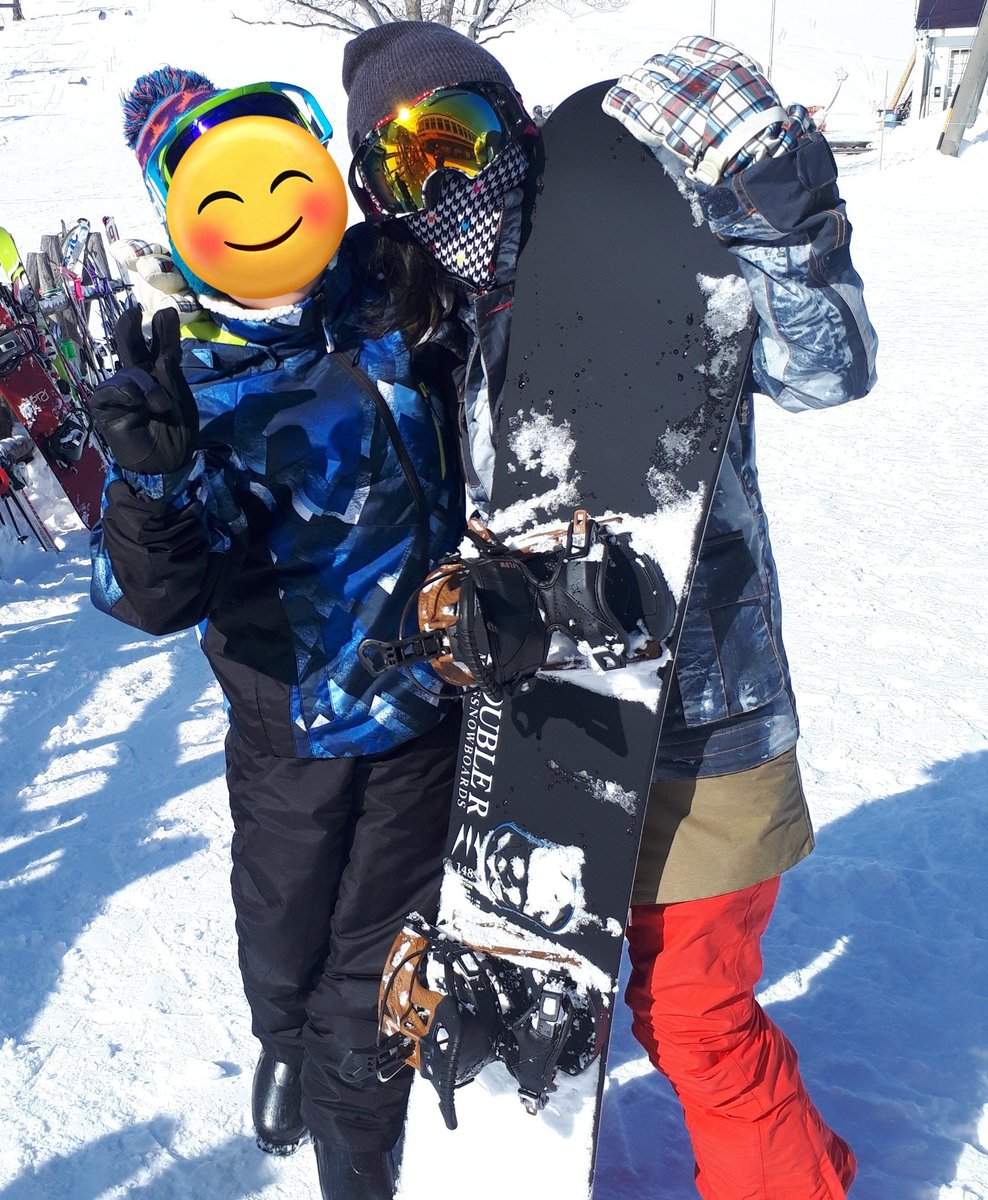 ⬅️スノボ始めたて(本腰入れ始め) 今現在➡️ 息子はもう一緒に滑って