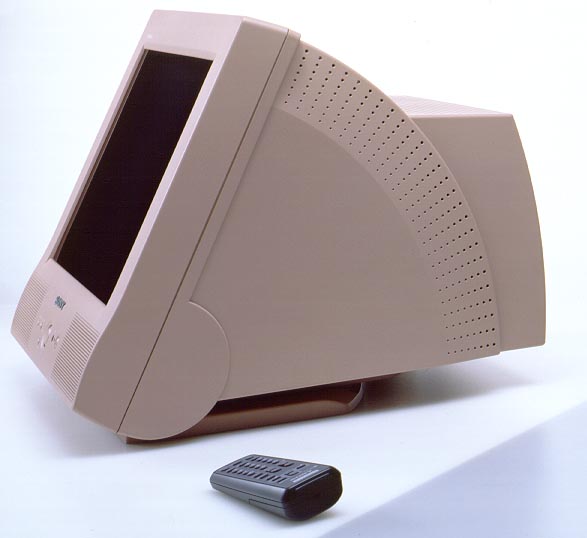 ソニー、TVチューナー内蔵の新デザイン17インチディスプレイ