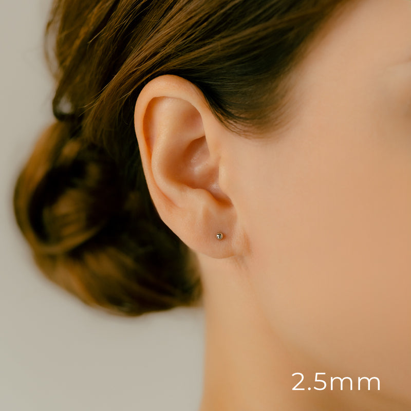 K18・Platinum Ball Earrings │ 2mm 2.5mm 3mm 3.5mm 4mm – PICOLLET
