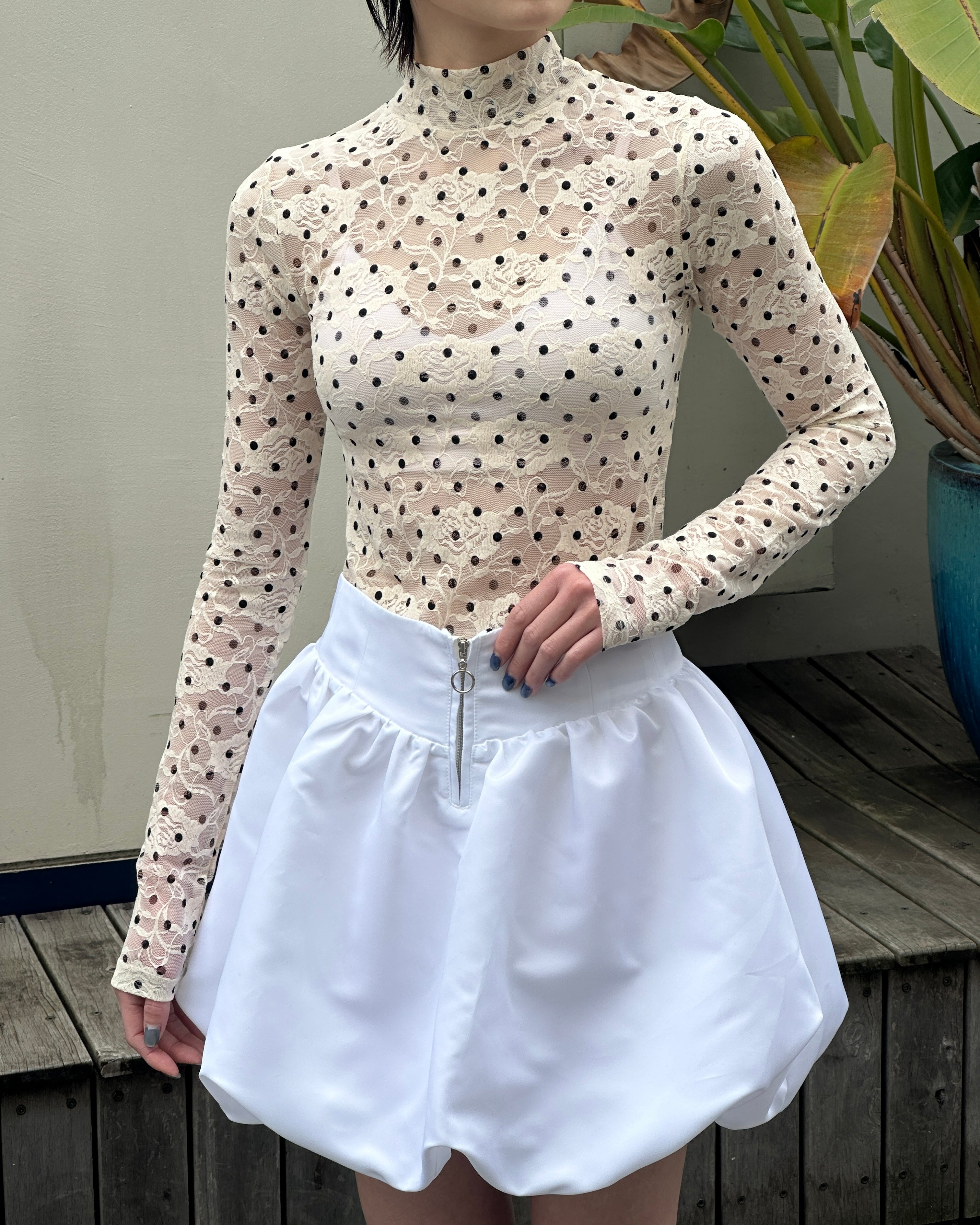Dot lace see-through top (high neck)