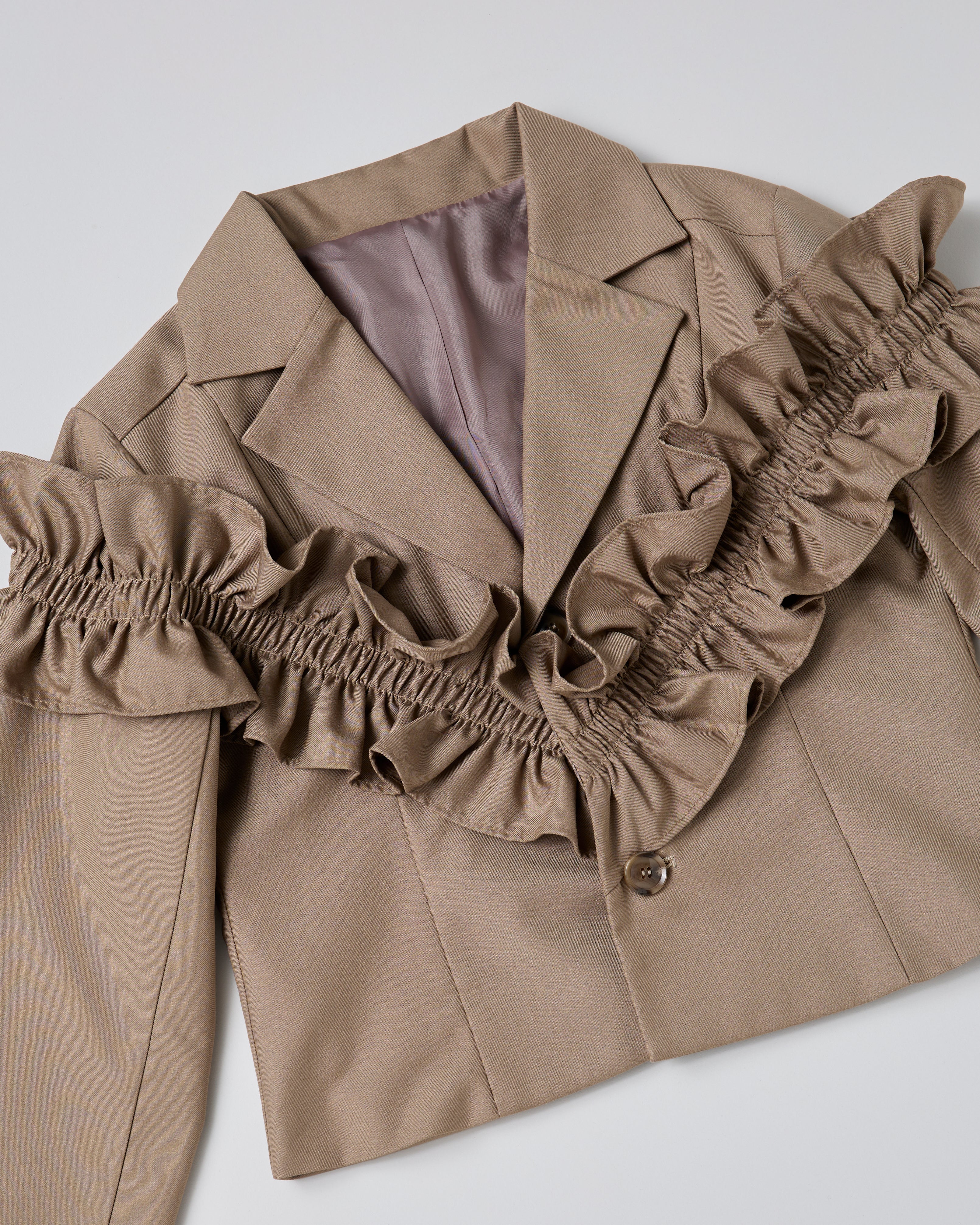 Gathered frill short jacket (light brown)