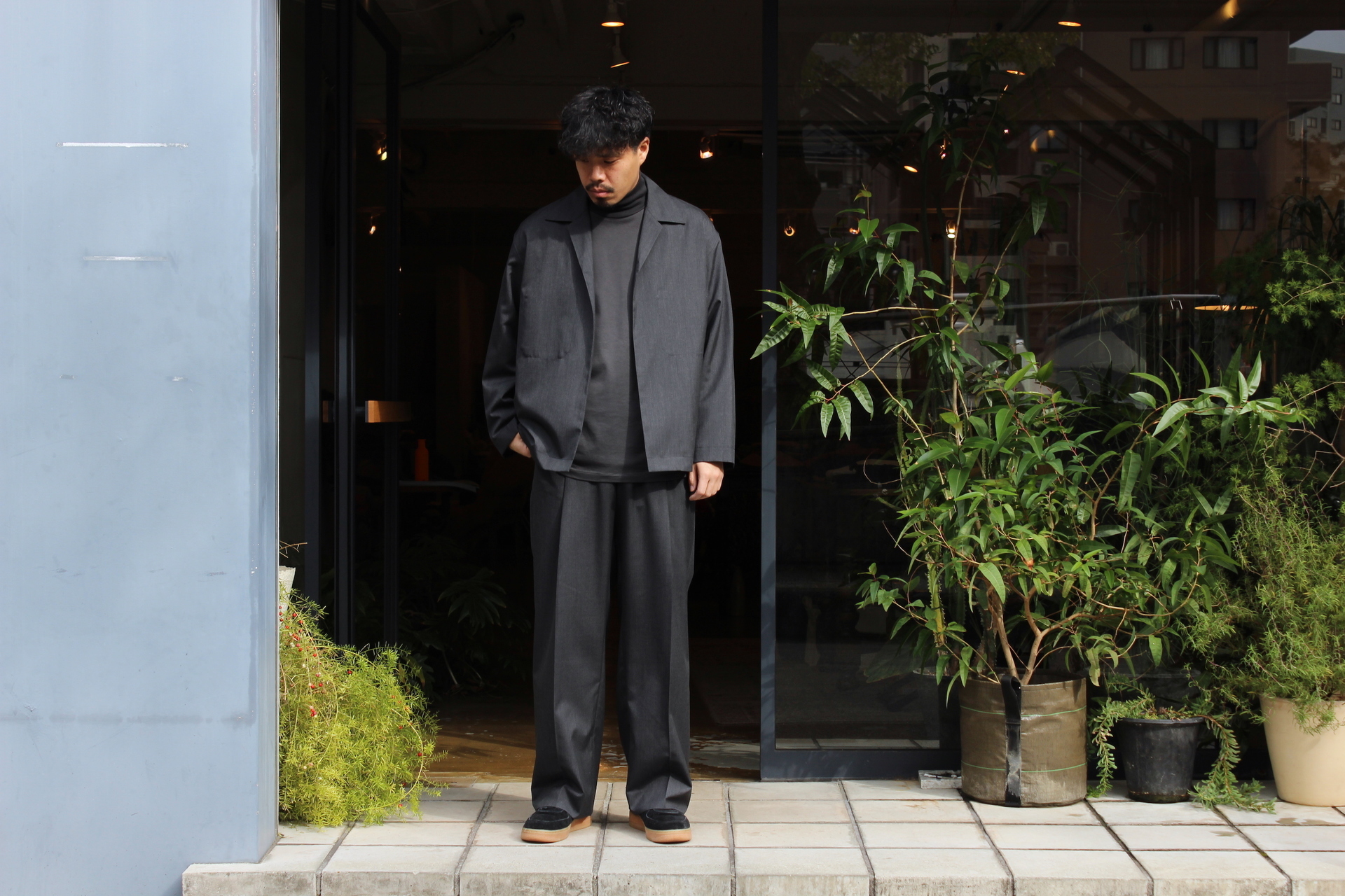 AURALEE - WOOL SILK TROPICAL SHIRTS JACKET & WIDE SLACKS: VIOLA