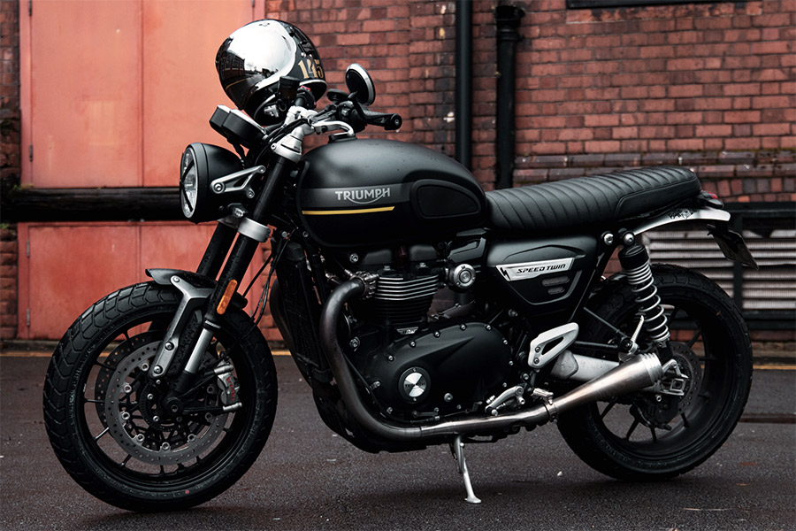 Motone】Triumph スピードツイン1200用 シートが新発売！ | 株式会社