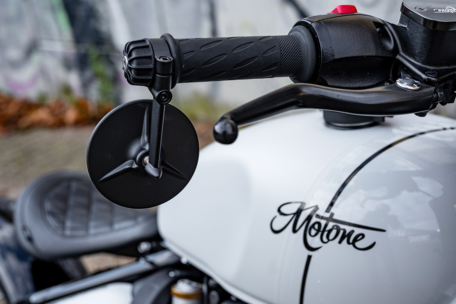 Motone】ボンネビル用バーエンドミラーが新登場！2タイプ・2サイズの計