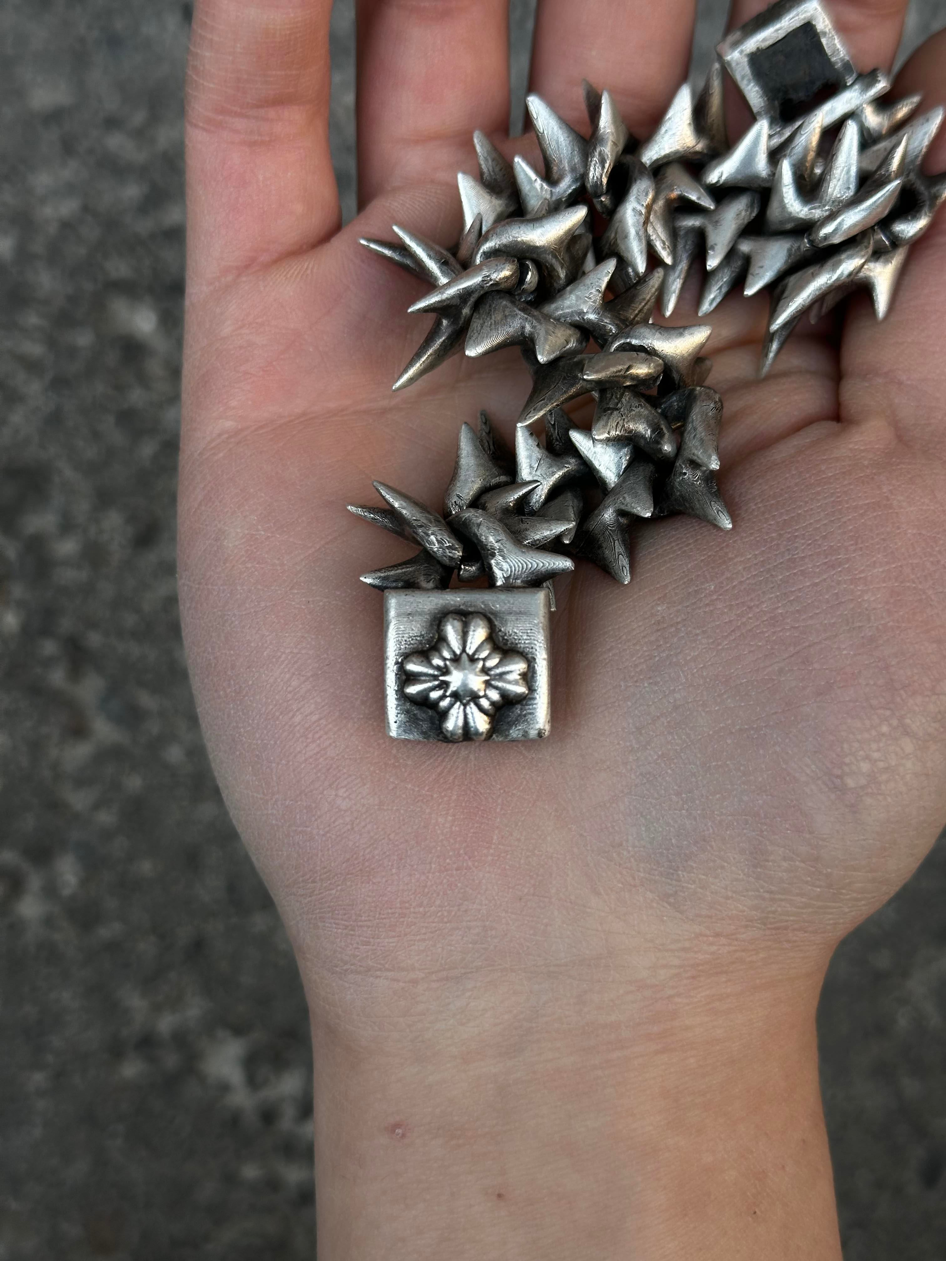 Dragon Spine Bracelet v1 – Project Comte