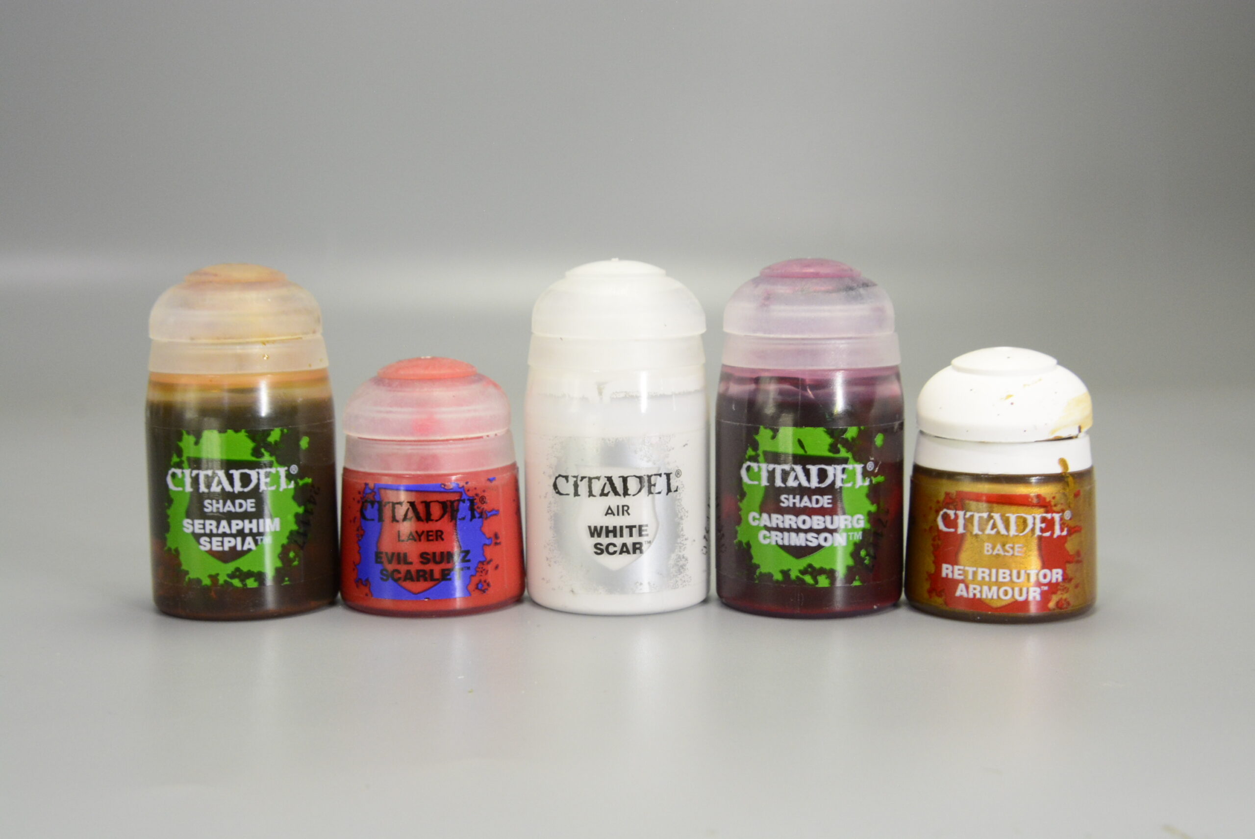 なぜ筆塗りしやすい？なぜ高い？なんで安全？シタデルカラーやファレホ