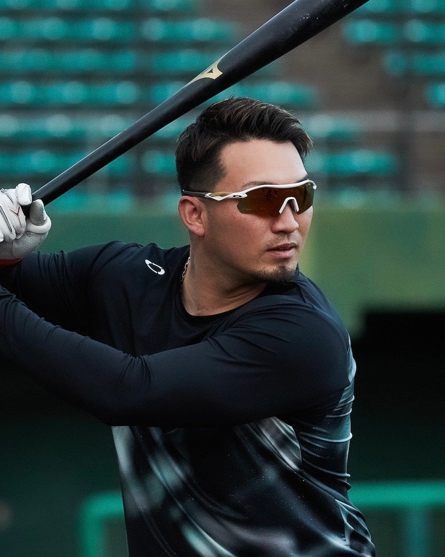 オークリー、日本アスリートの声から誕生したスポーツサングラス