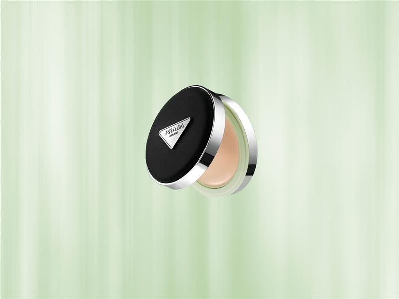 プラダ ビューティ＞「プラダ メッシュ クッション」2025年1月29日（水