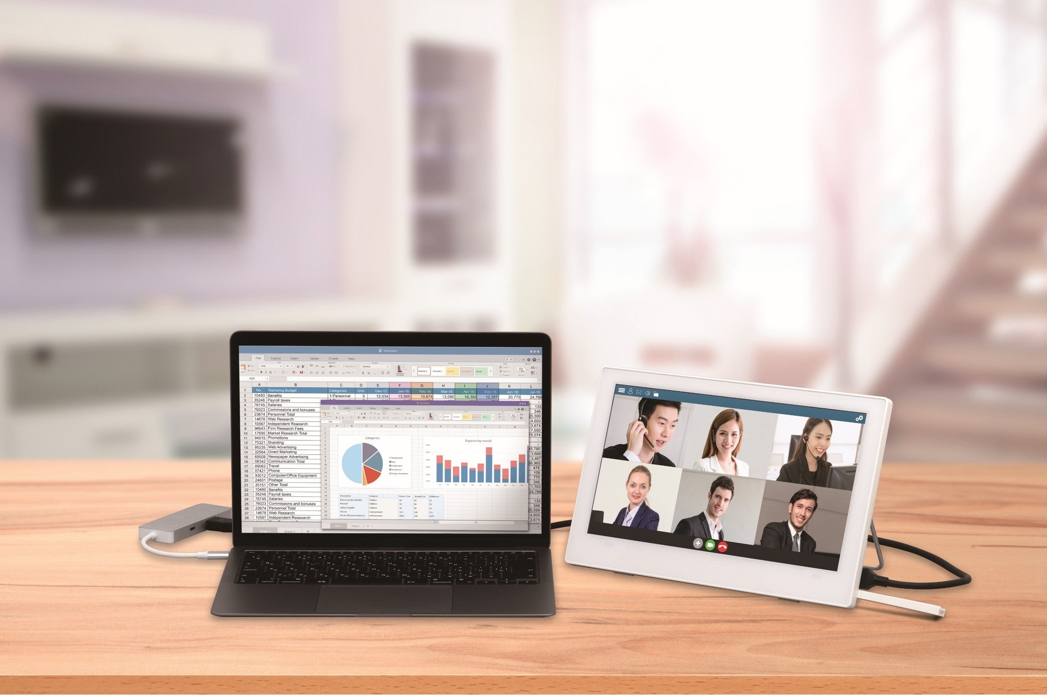 14.0V型防水android搭載「ポータブルスマートモニター」IPX6防水性能で