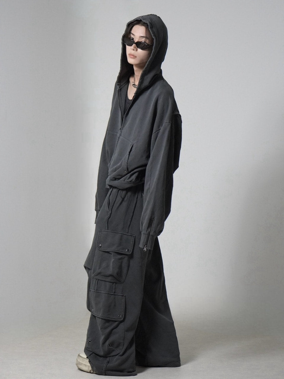 CHIKASHITSU PLUS HIGH】cropped dirty wash double zip hoodie