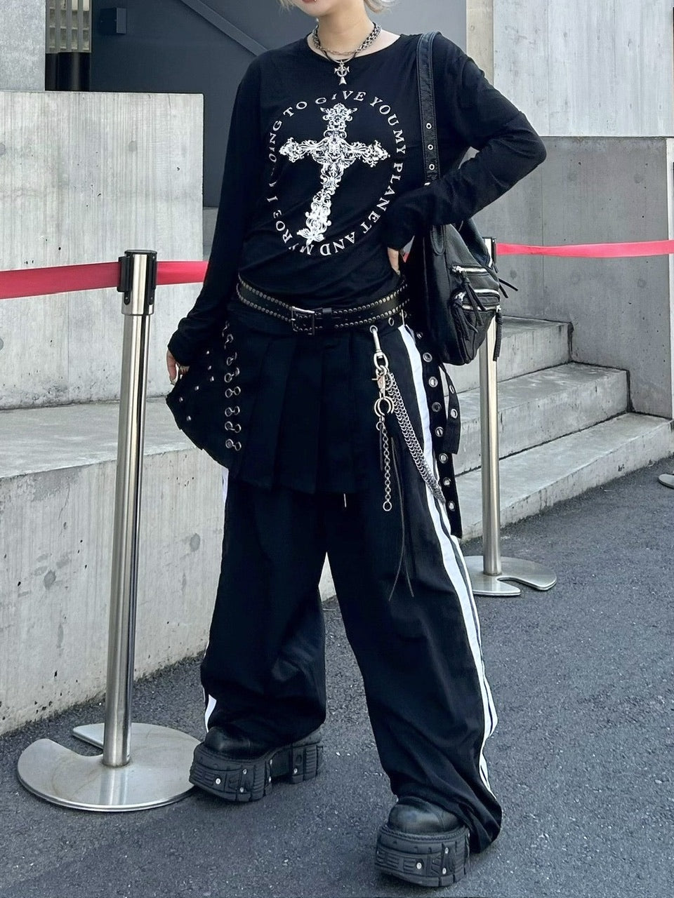 Never mind the XU】cross print longsleeve tee (2color) / 【ネバー