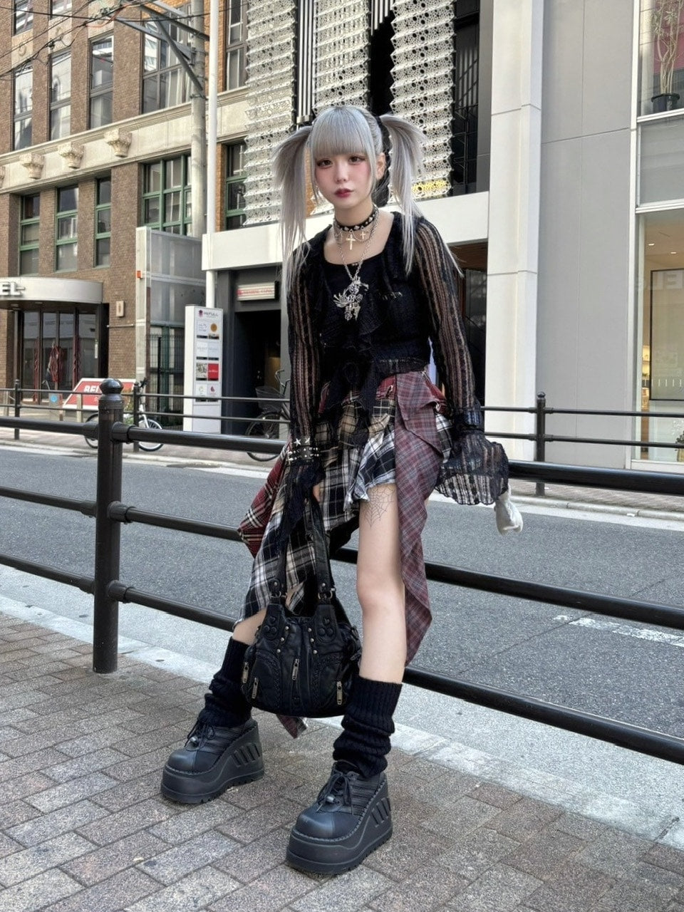 受注制【Never mind the XU】asymmetry check skirt / 【エックスユー