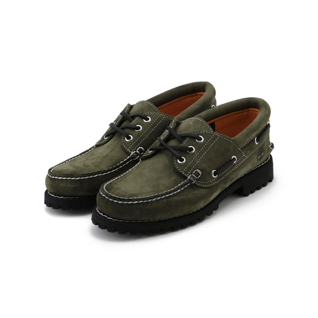 ティンバーランドを象徴する “スリーアイ クラシックラグ” に