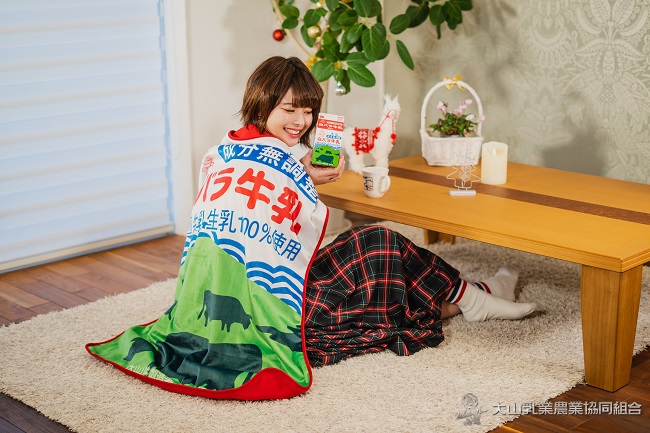 これは欲しい】白バラグッズ新商品”ブランケット”がヴィレヴァン