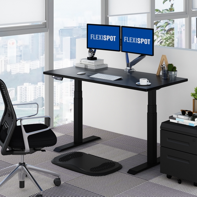 面倒な組み立不要！FlexiSpot新型電動昇降デスクが登場 | Flexispot