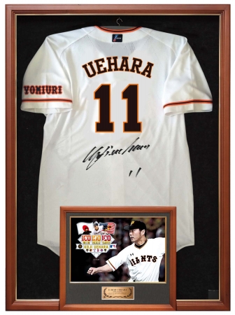 上原浩治投手 日米通算「100勝100ホールド100セーブ」達成記念グッズを