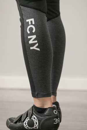 FEELCYCLE とエクササイズウェアを共同開発 2016.12.18 (日)発売開始