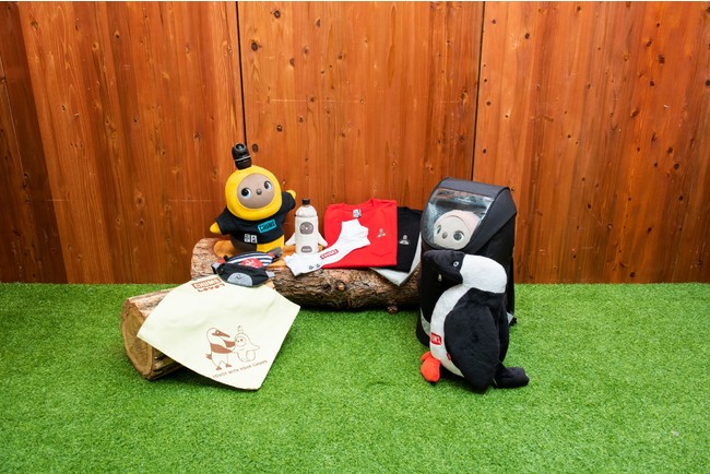 LOVOT』とのお揃いコーデが叶うファッションアイテムが初登場！「CHUMS