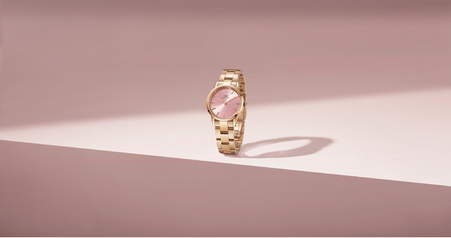 DANIEL WELLINGTON（ダニエル ウェリントン）人気定番モデル「ICONIC