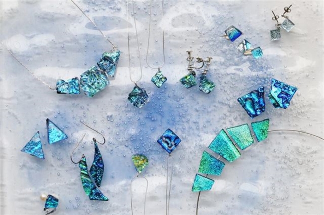 ガラスアクセサリーの「ayanoFukumura」、「福村硝子」がオープン