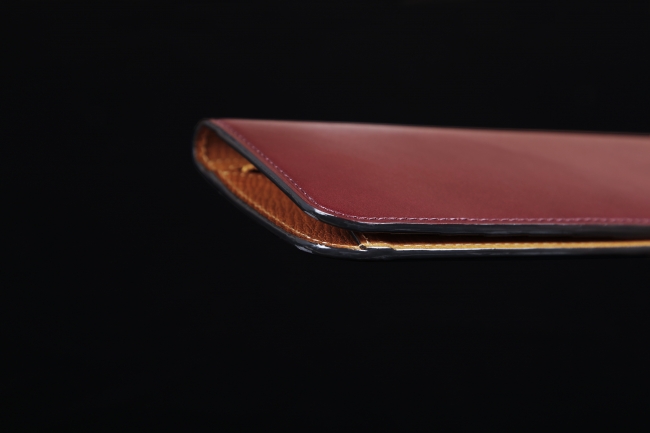 土屋鞄製造所】紳士のビジネスシーンを引き立てる、春の限定レザー