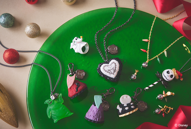 小物 ARTS&SCIENCE Embroidered charm holiday HOLIDAY COLLECTION