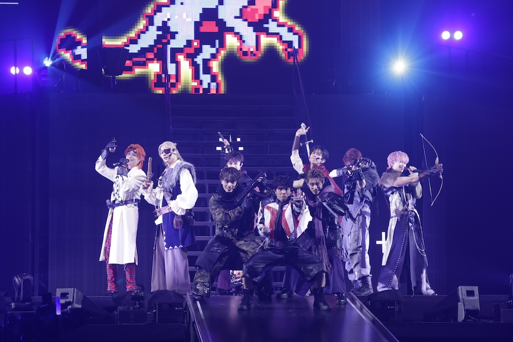 超特急が更新し続ける「超エンタテインメント」。初乗車ライターが体感