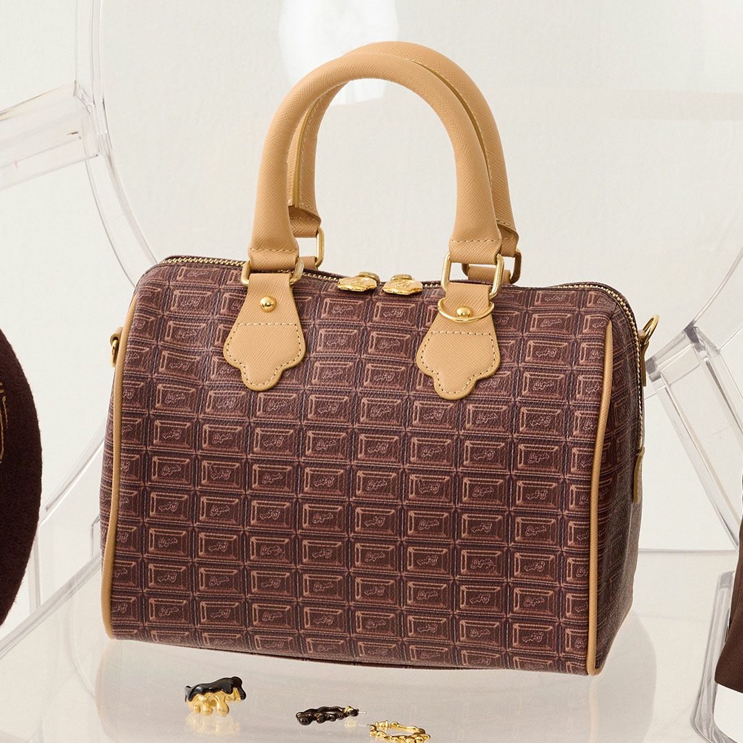 チョコレート×ストロベリー ミニ ボストンバッグ | Q-pot. ONLINE SHOP