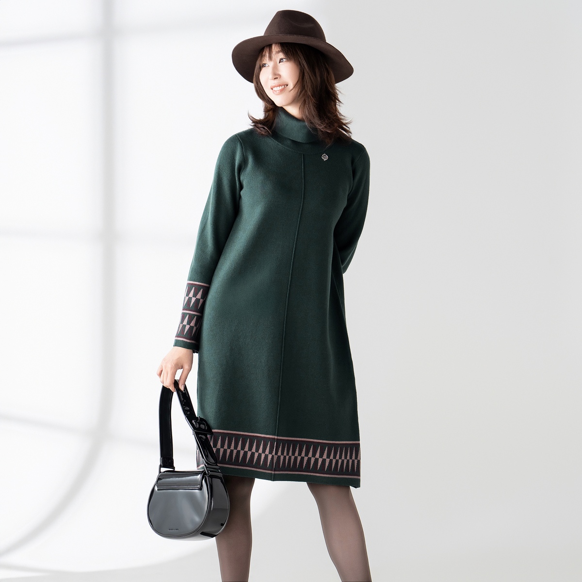 PCD ジャカードラインのモダンニットワンピース ピエール カルダン