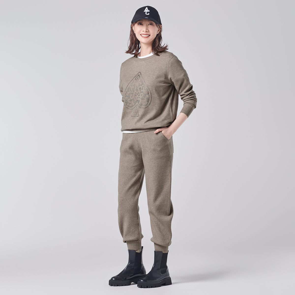 Anne Coquine コアスパンヤーンニットクリスタルバレルパンツ