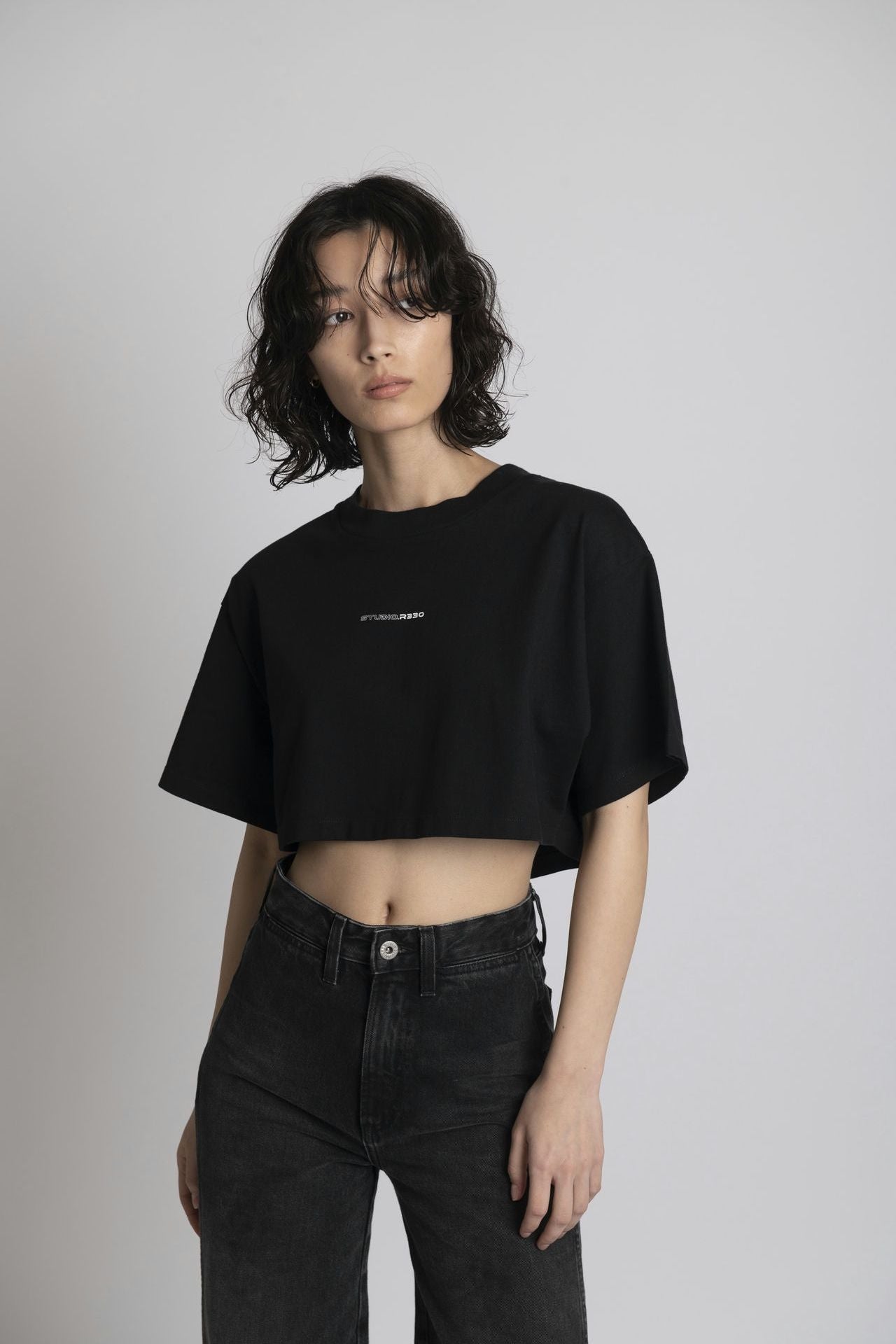 Logo Cropped Tee Black
