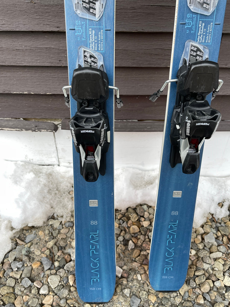 2021 Blizzard Black Pearl 88 with Marker Squire Bindings - 159cm