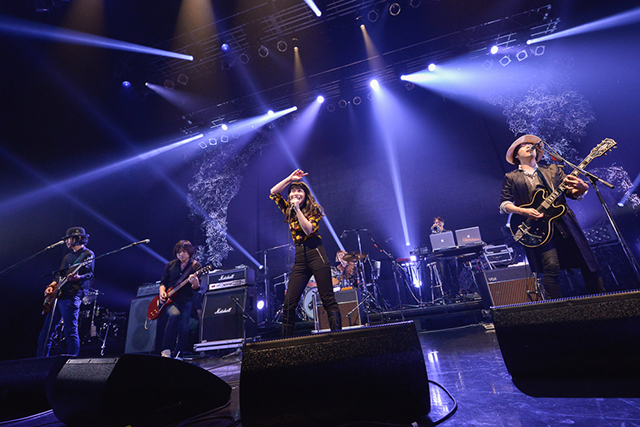 RADWIMPSの胎盤 - ライブレポート | RADWIMPS 10th ANNIVERSARY