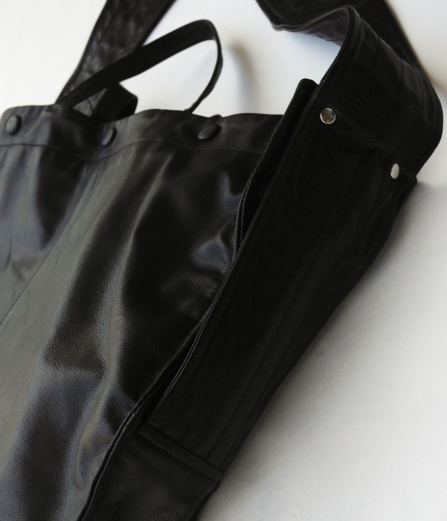 CCU TOBY' WIDE SHOULDER BAG [COW SKIN / BLACK] - Fresh Service