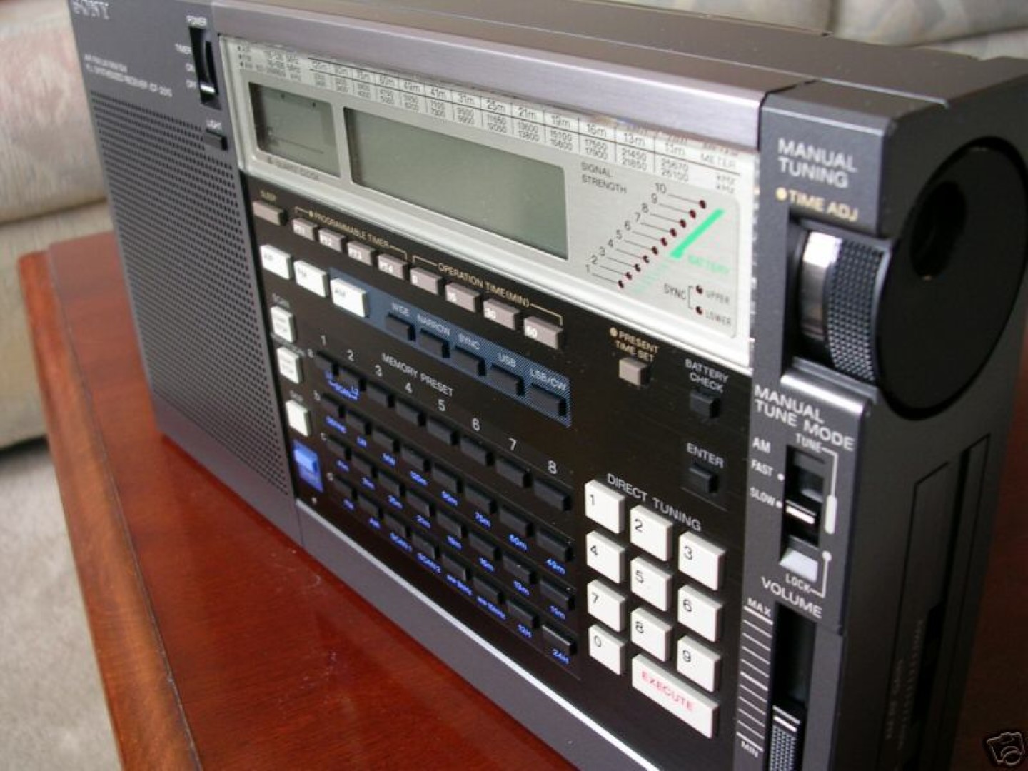 Sony ICF-2010/ICF-2001D – An All-Time Classic | radiojayallen