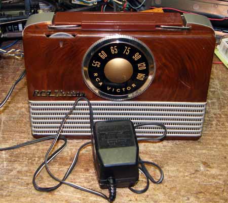真空管ポータブルラジオ RCA B-411の修理体験記 電池管ラジオの修理