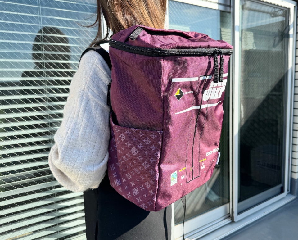 異色コラボ！「デイリーラシット×JR貨物コンテナ」バッグが可愛すぎる