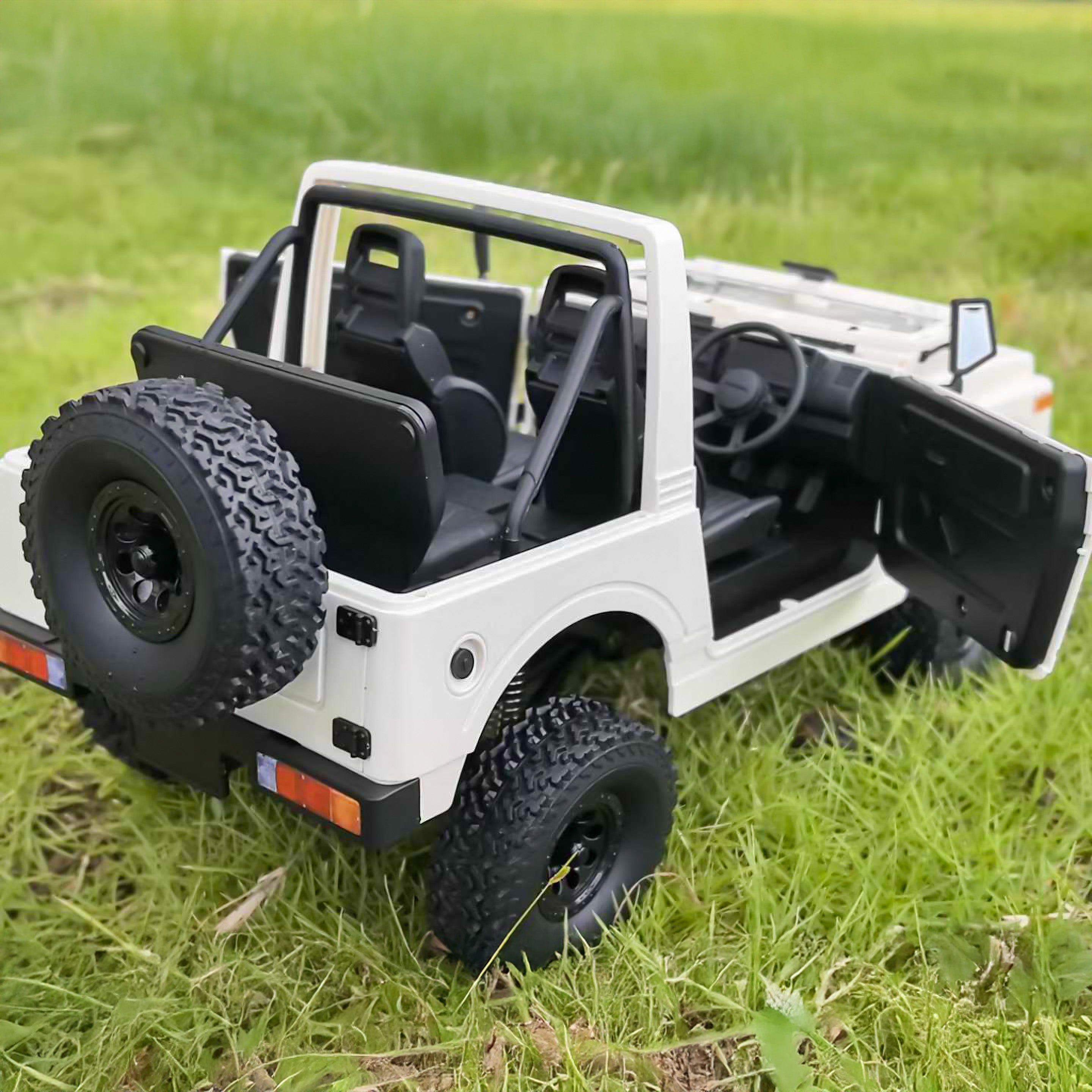 WPL JAPAN C74 スズキ ジムニー (JA11C) – RAYWOOD