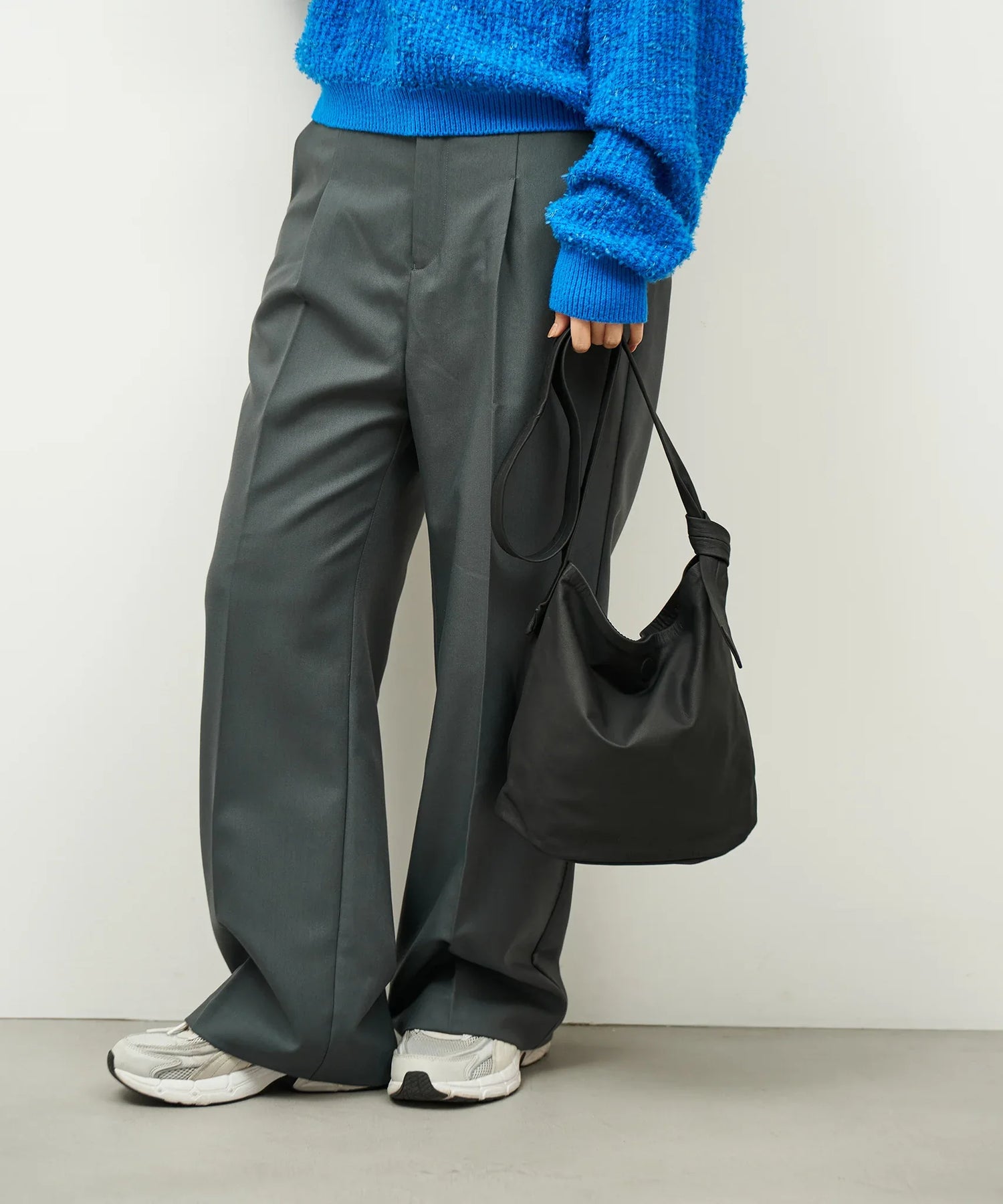 REN公式】ヤギ革ショルダーバッグ｜柔らかく軽い本革バッグ